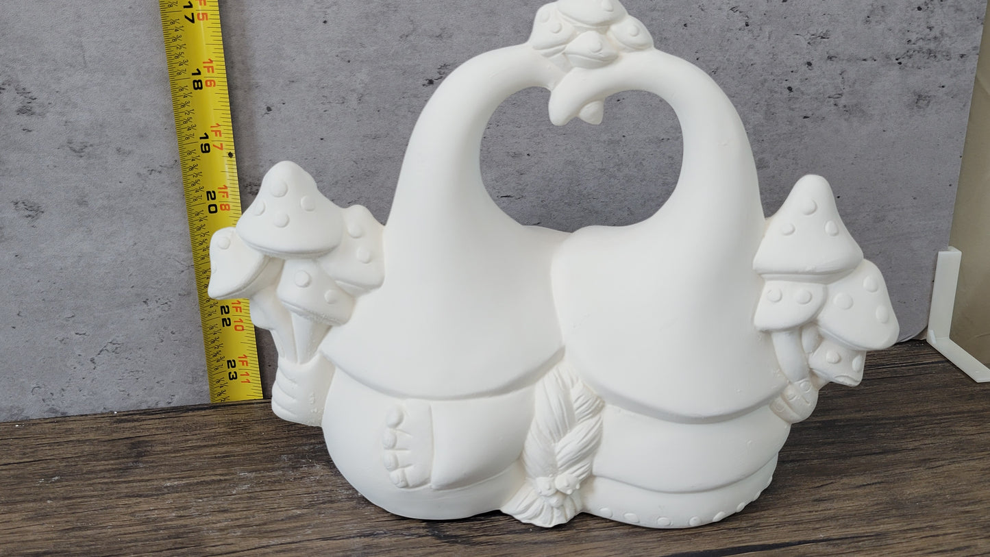Mushroom Lovers Gnomes - Clay Magic - 4254