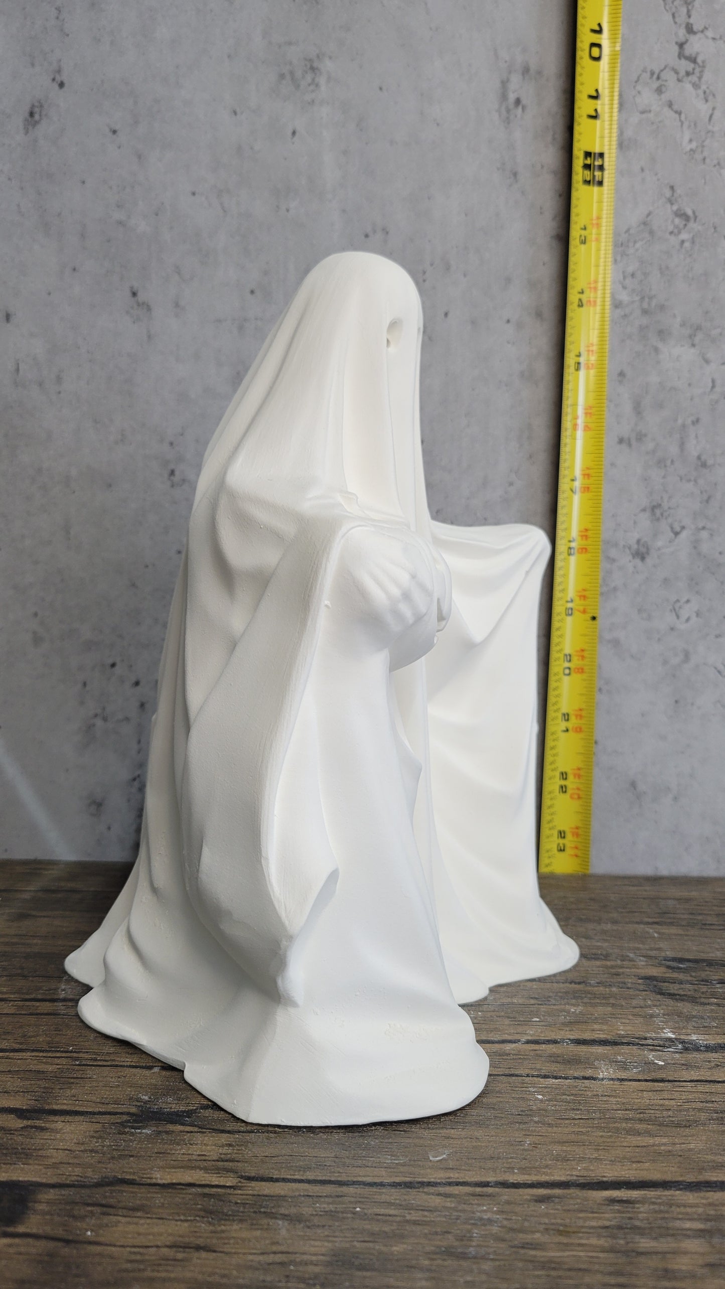 Ghost with Pumpkin - Byron - B87