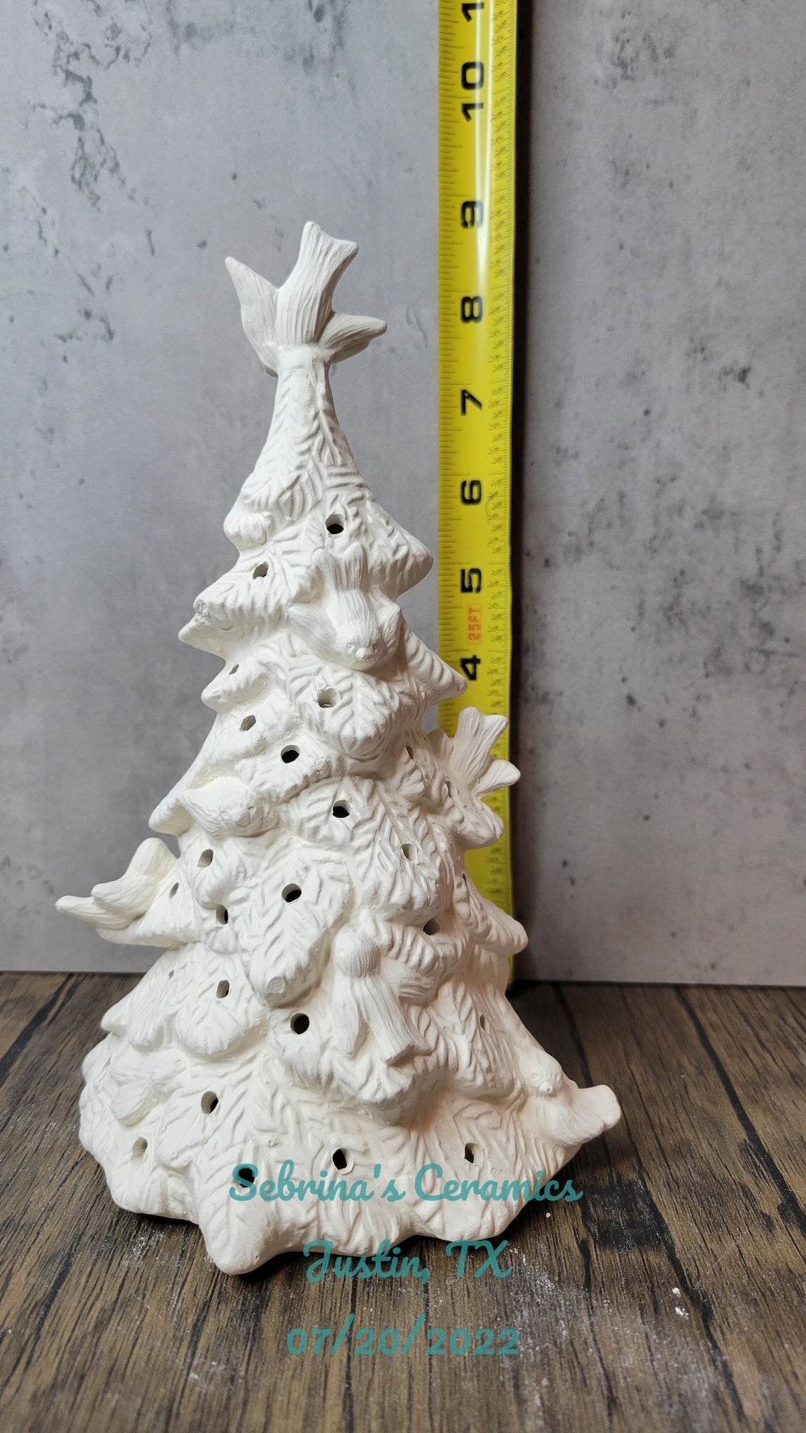 Small Bird Christmas Tree - Ceramichrome - C 1122