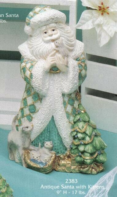 Santa with Kittens - Gare - 2383