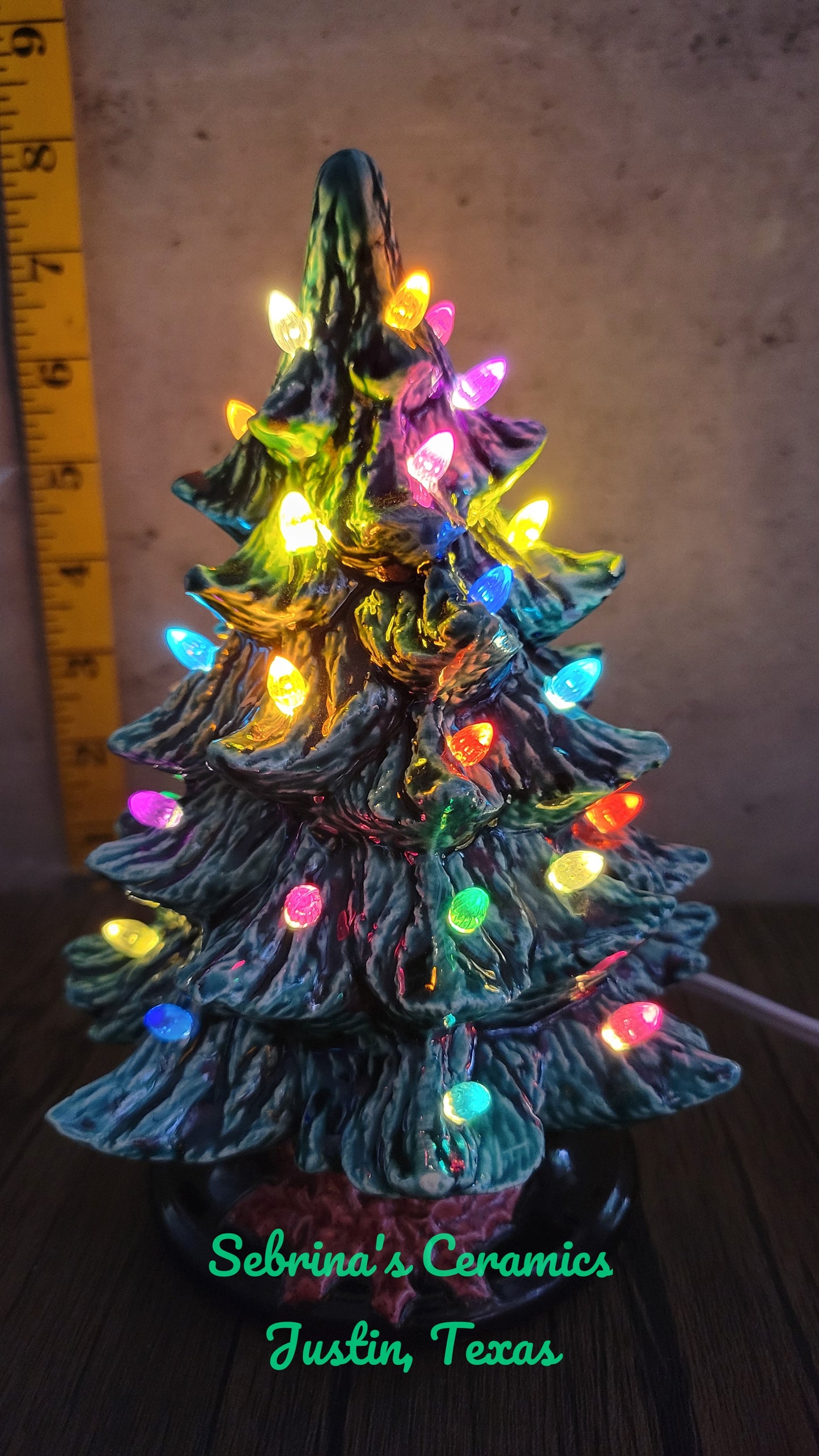 Christmas Tree & Base Extra Small - Nowells - 384 - Completed