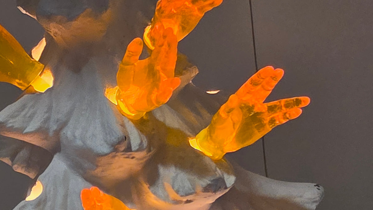 Vulcan Hand Tree Lights