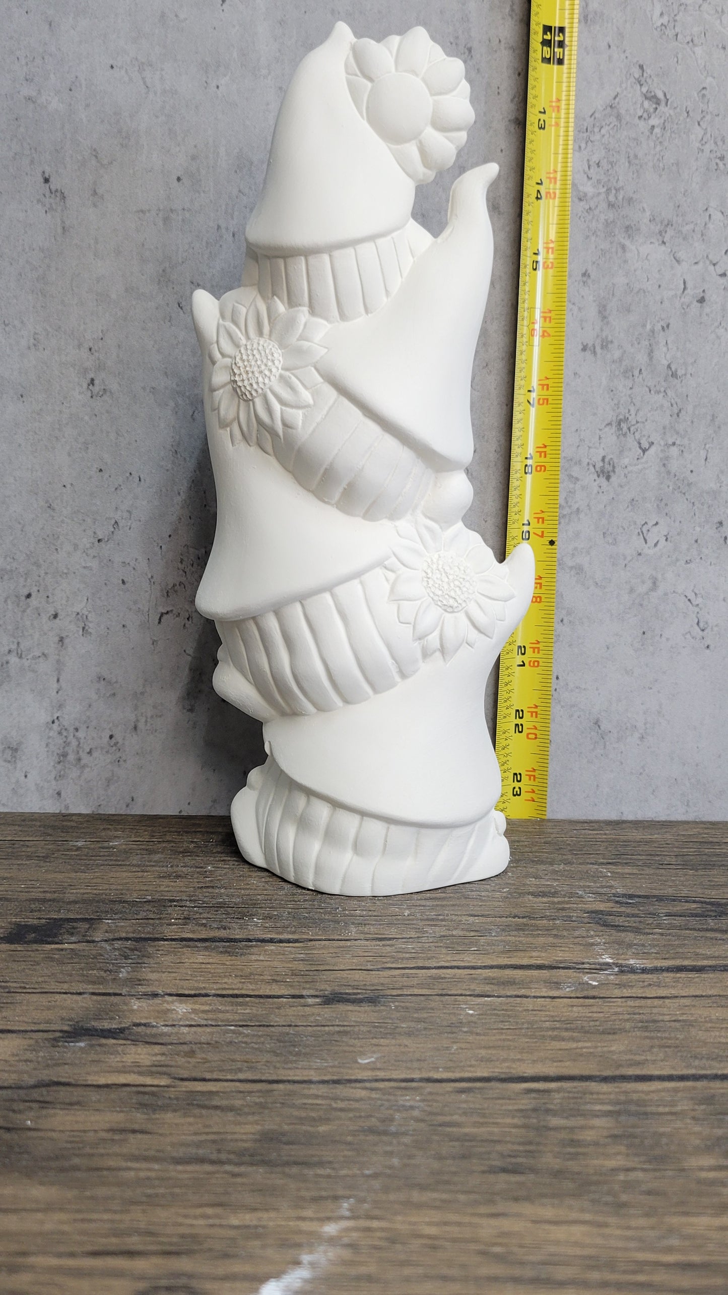 Gnome w/ Sunflower Stack - Clay Magic - 4275