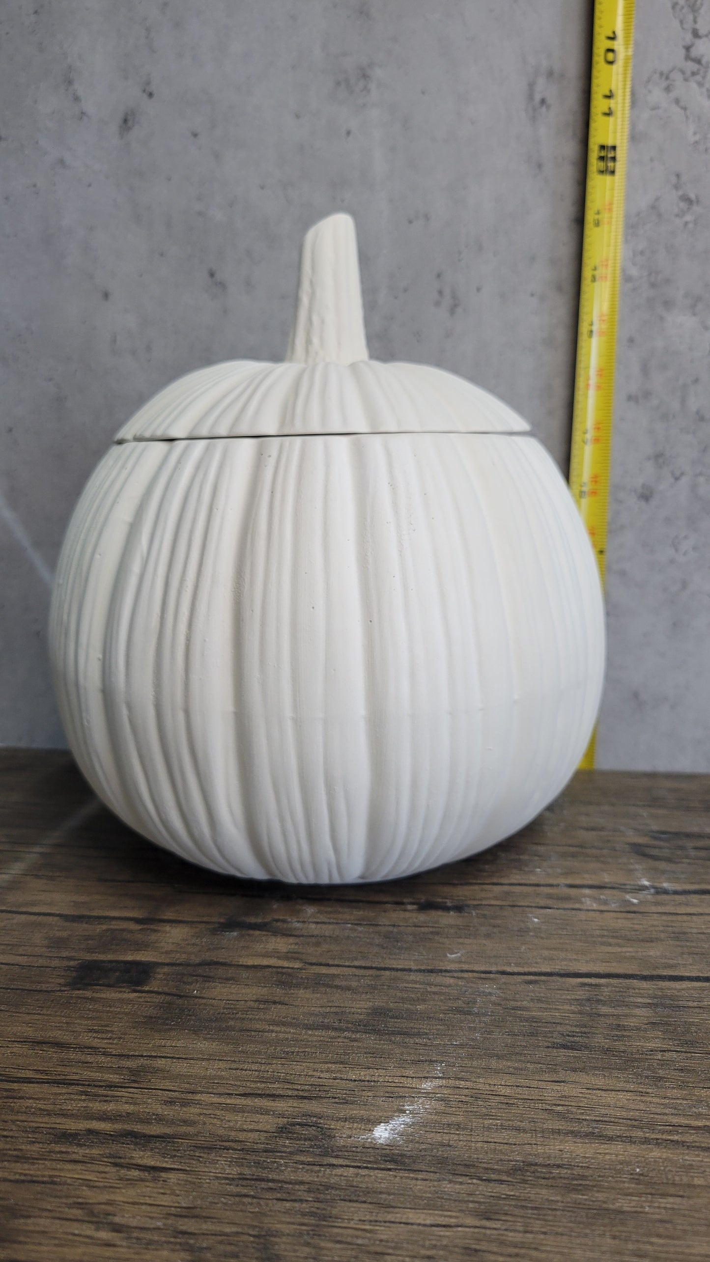 Large Pumpkin & Lid - Byron - B101A & B101B