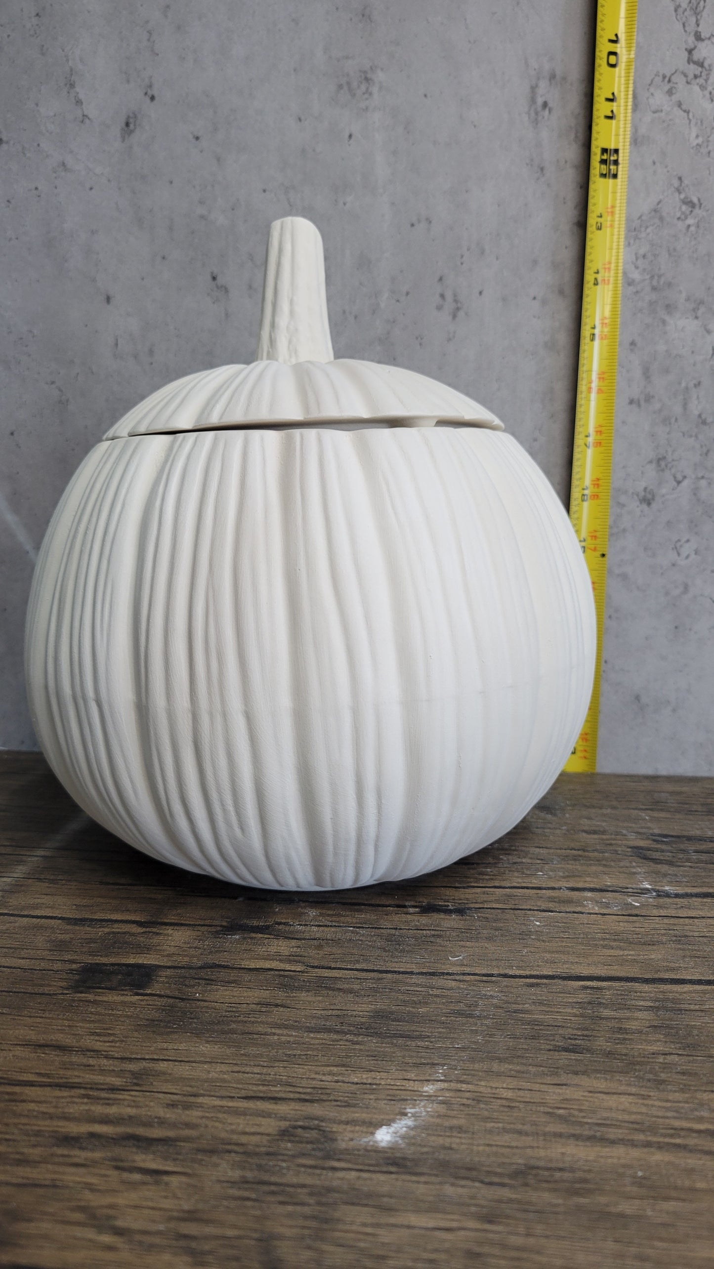 Large Pumpkin & Lid - Byron - B101A & B101B