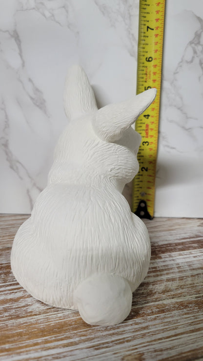 Sitting Bunny Right - Scioto - S-451